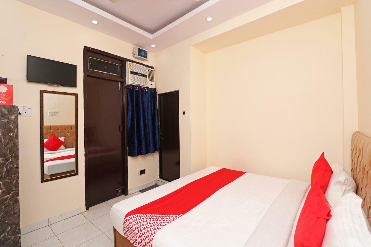 Oyo 30288 Hotel Moon Palace 러크나우 외부 사진